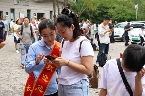 牛客栈策略 文化润物无声，服务温暖人心……把“崂山故事”定格在山海风光里